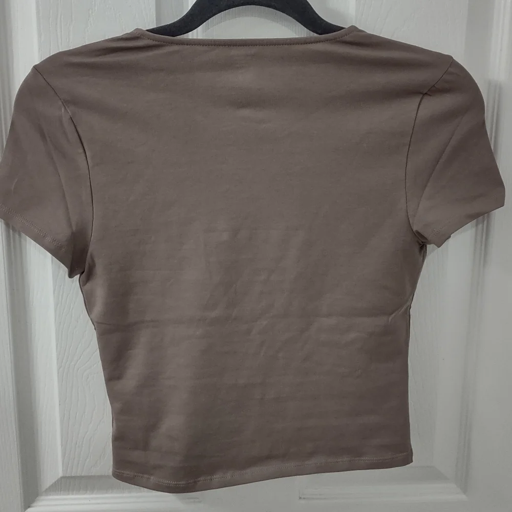 NWT Express Body Contour Stretch Cotton Crew Neck Baby Tee Mushroom Size S - Picture 5 of 11